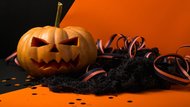 how to throw a Halloween party on a budget